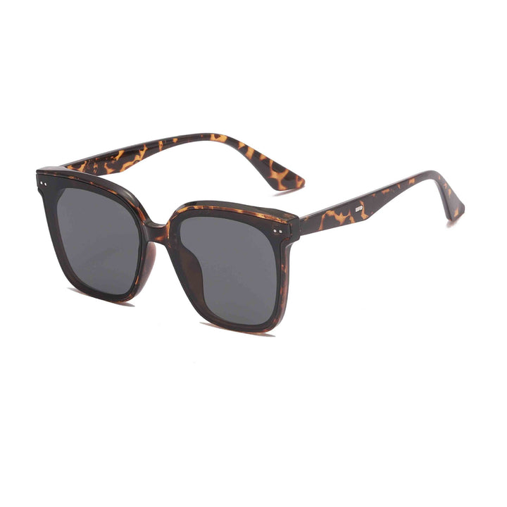 Ladies sunglasses in modern design with gradient lenses Kalsten