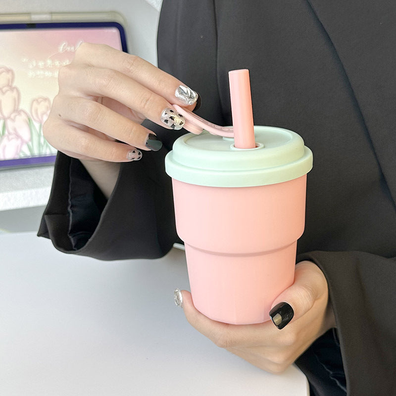 Women's Reusable Drinking Cup with Integrated Straw and Secure Closure Kalsten