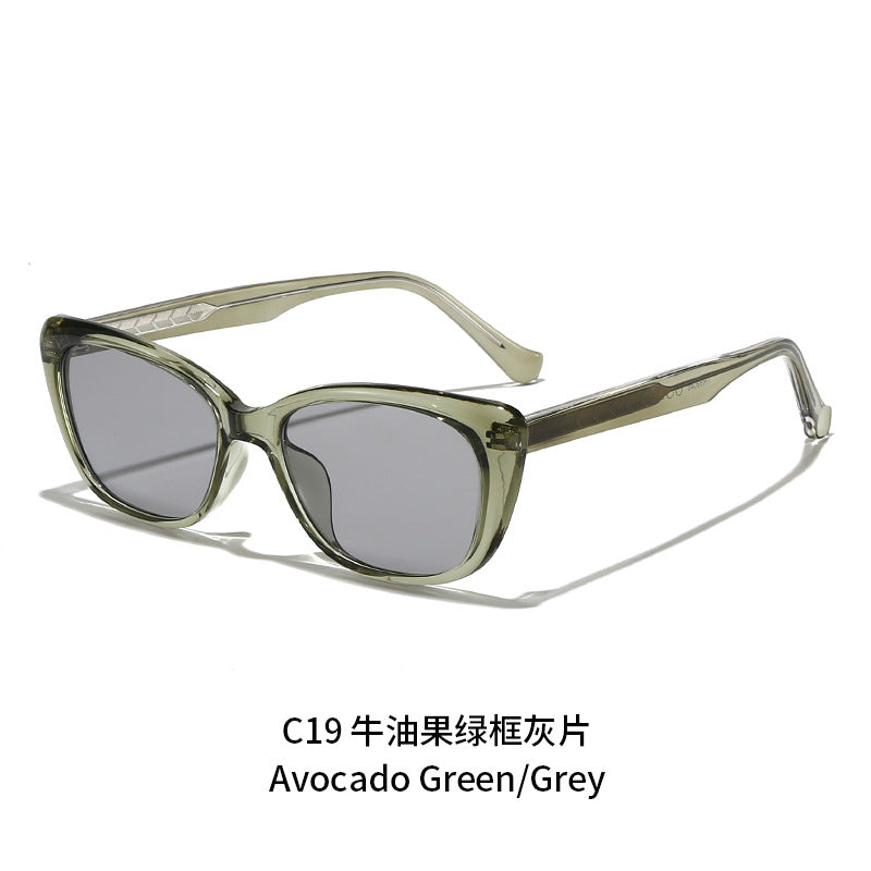 Ladies elegant sunglasses in modern cat-eye style Kalsten