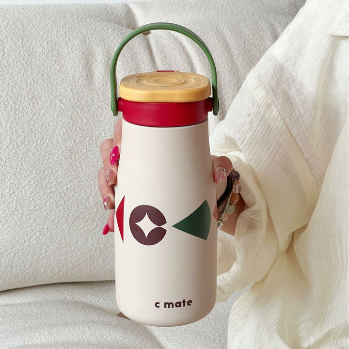 Women's ergonomic water bottle with practical carrying handle Kalsten