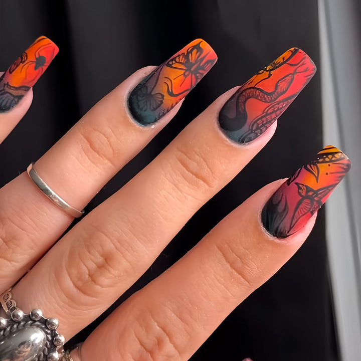 Artistic Abstract Press-On Nails Kalsten
