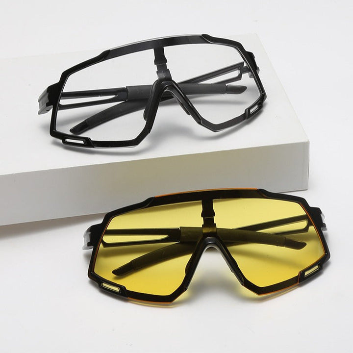 Men's sporty outdoor sunglasses with a sturdy frame and polarized lenses Kalsten