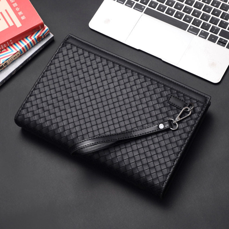 Elegant and Multifunctional Clutch Kalsten