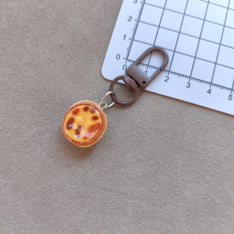 Keychain with cute cake design Kalsten