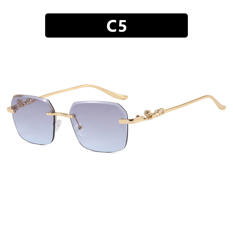 Women's fashionable square sunglasses with elegant gold frame and protective UV filter Kalsten