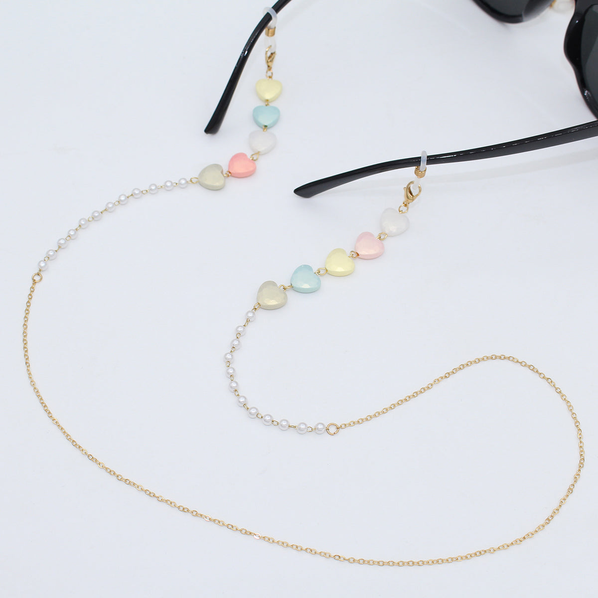Floral Decorated Eyewear Chain Acalora