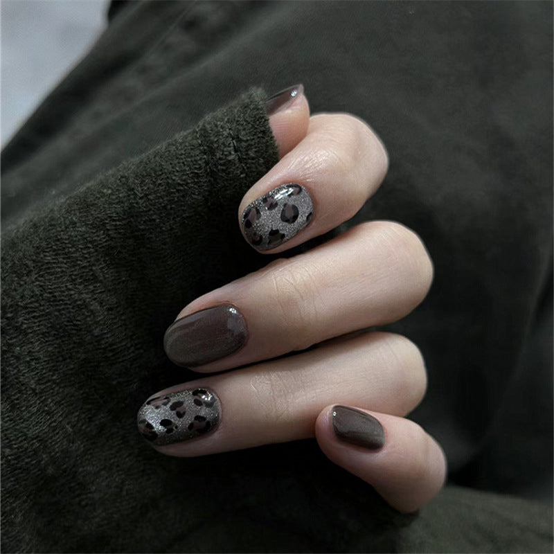 Artificial Nails in Elegant Animal Print Design Kalsten