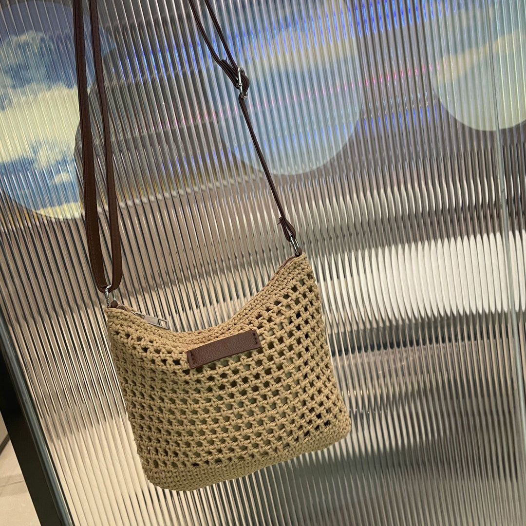 Hand-knotted shoulder bag in modern design Kalsten