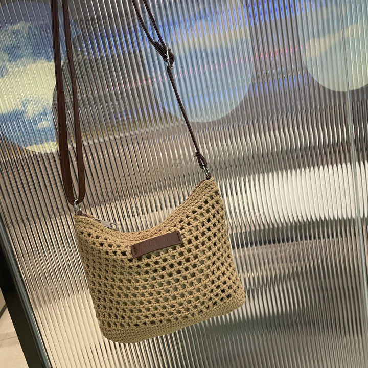 Hand-knotted shoulder bag in modern design Kalsten