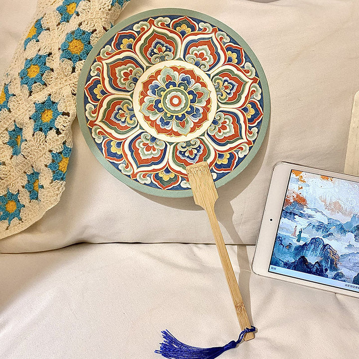 Handmade fan with artistic motif Kalsten