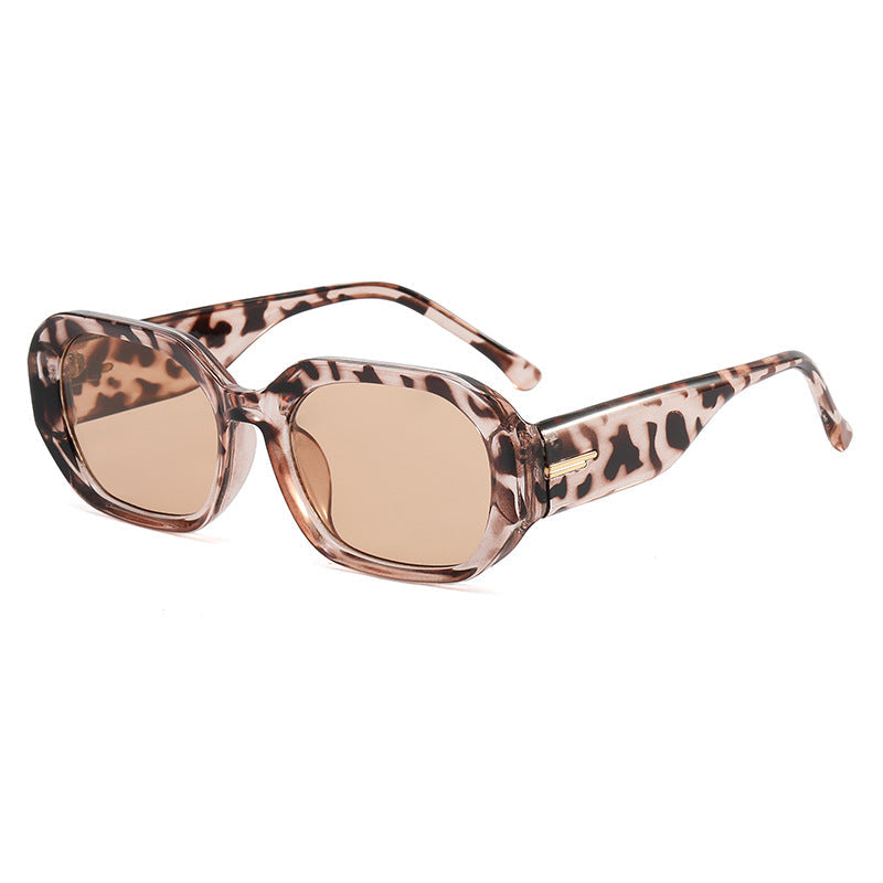 Women’s fashionable geometric sunglasses with robust design Kalsten