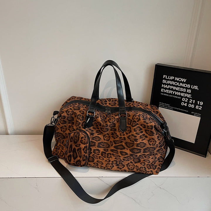 Weekend travel bag in fashionable leopard pattern Kalsten