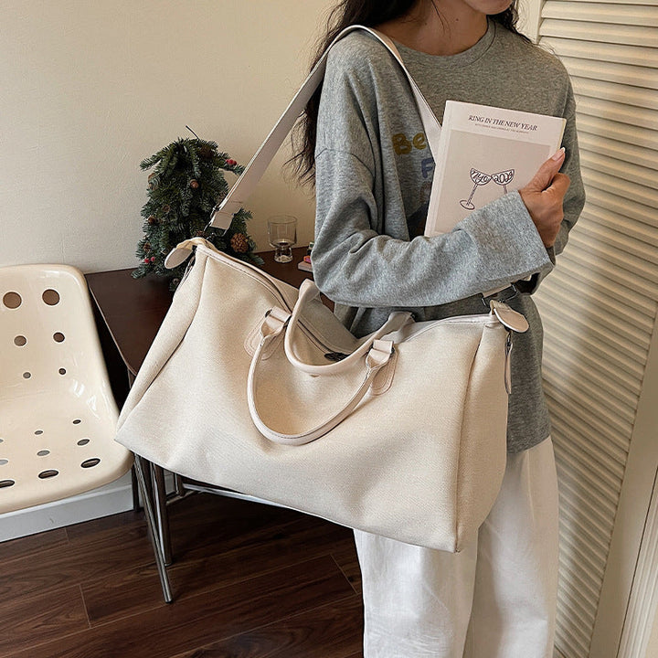 Travel bag with multifunctional compartments and elegant design Kalsten