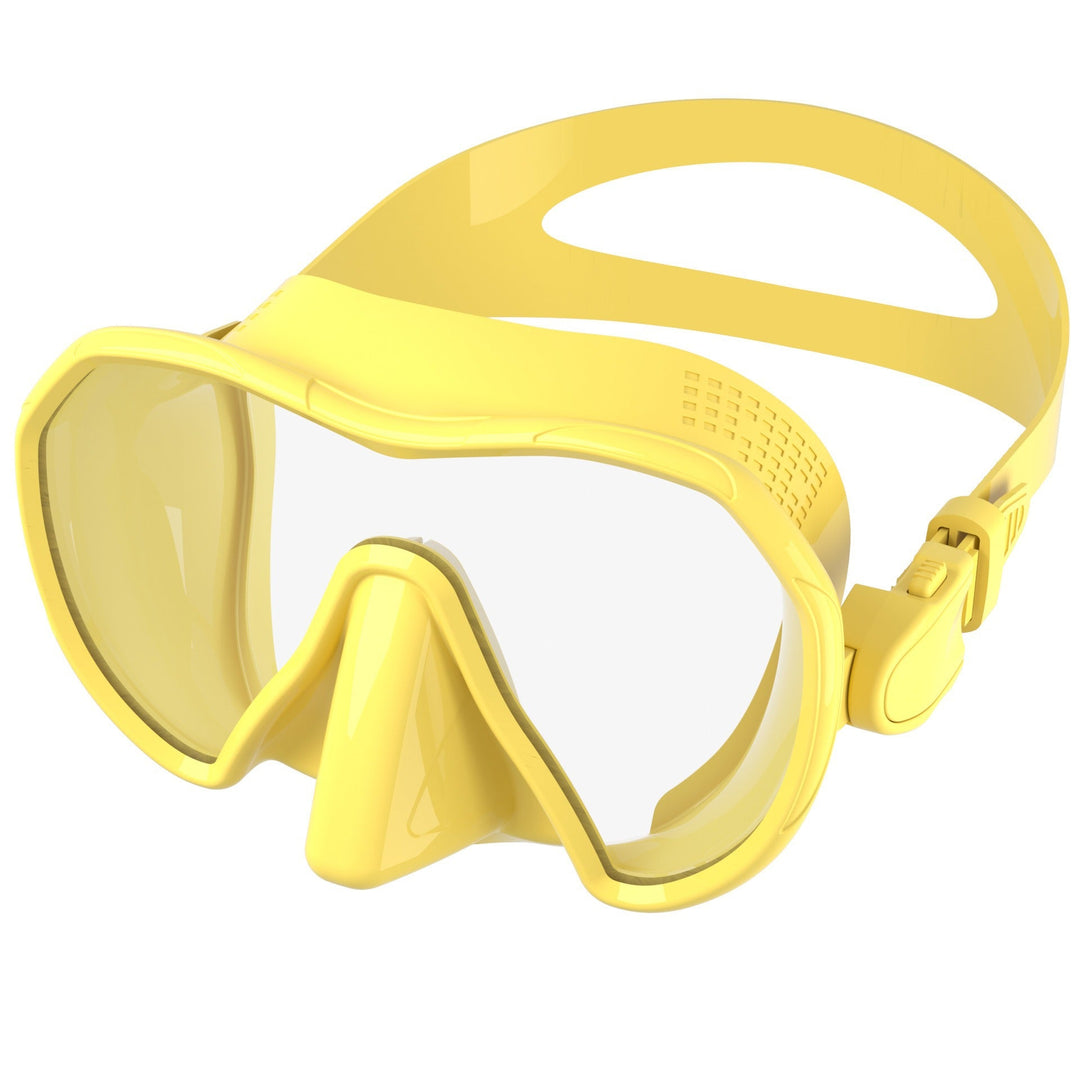 Diving mask with secure fit and innovative anti-fog system Kalsten