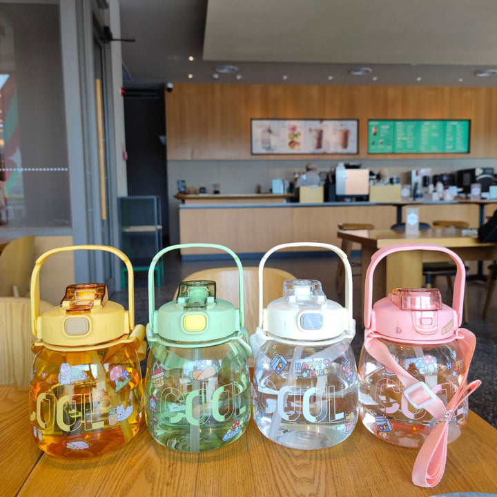 Women colorful and leak-proof water bottle with ergonomic carrying handle Kalsten
