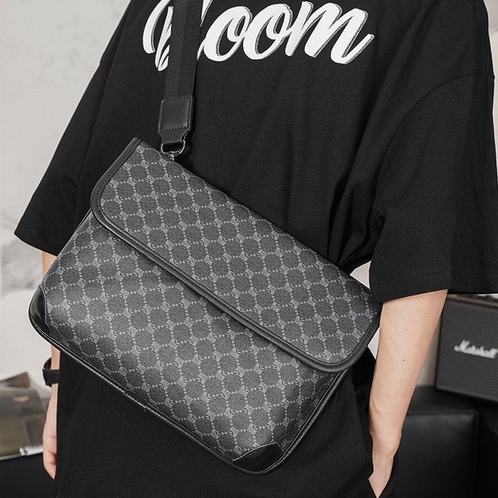 Stylish crossbody bag with adjustable shoulder strap Kalsten