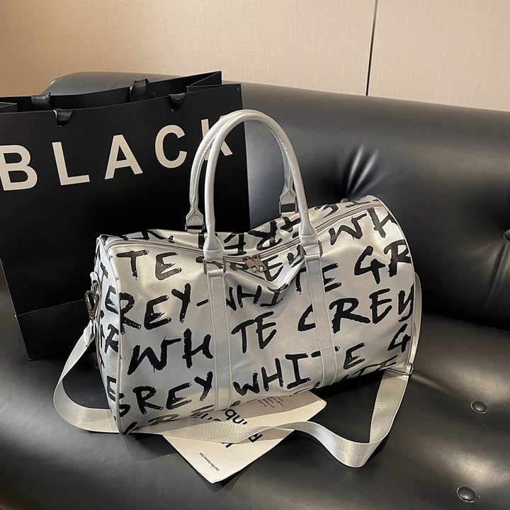 Sporty travel bag with innovative lettering Kalsten