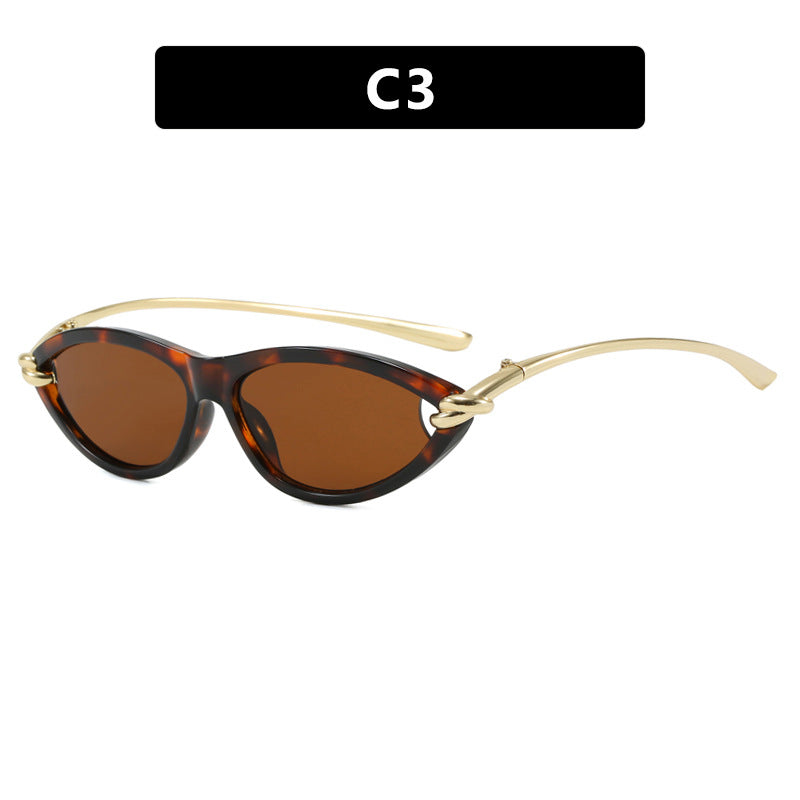 Women's Cat-Eye Sunglasses with Elegant Metal Frame and Protective UV Filter Kalsten