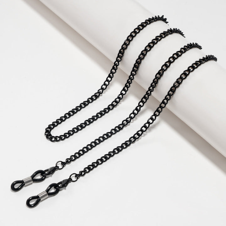 Versatile Eyewear Chain Kalsten