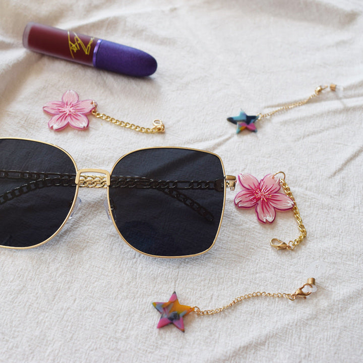 Star-Shaped Eyewear Chain Kalsten