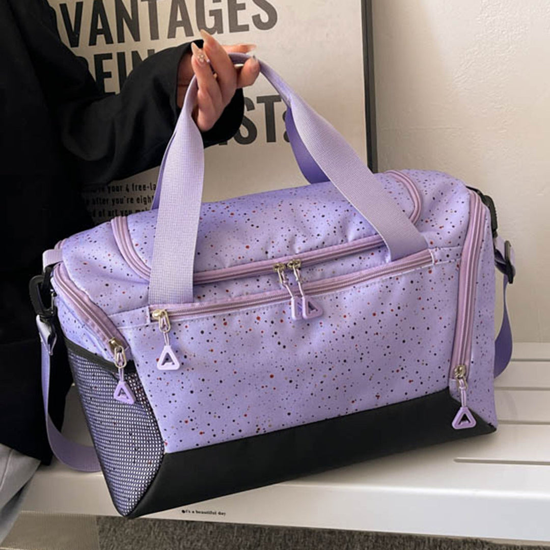 Sporty leisure bag with durable material and innovative compartment design Kalsten