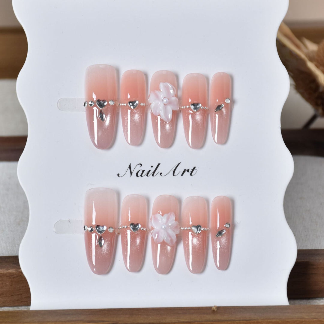 Elegant Floral-Embellished Press-On Nail Art Kalsten