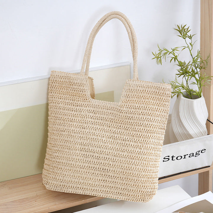 Handmade straw bag with modern design Kalsten