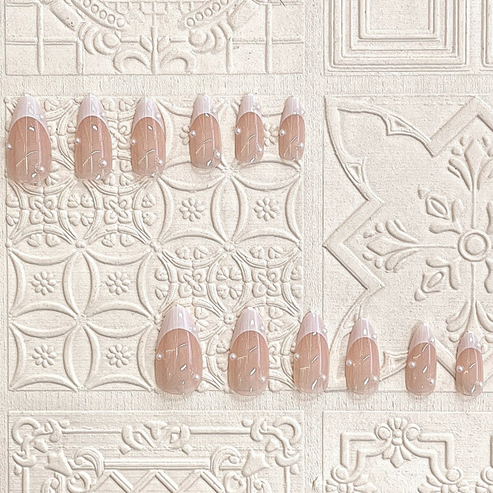 Elegant Decorative Press-On Nail Set Kalsten