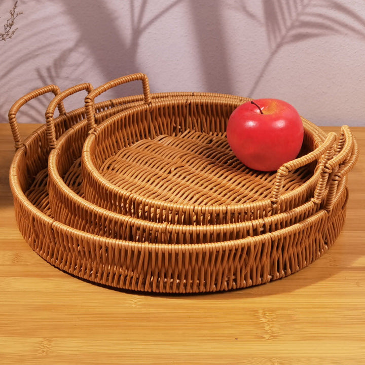 Ladies round willow baskets by Kalsten