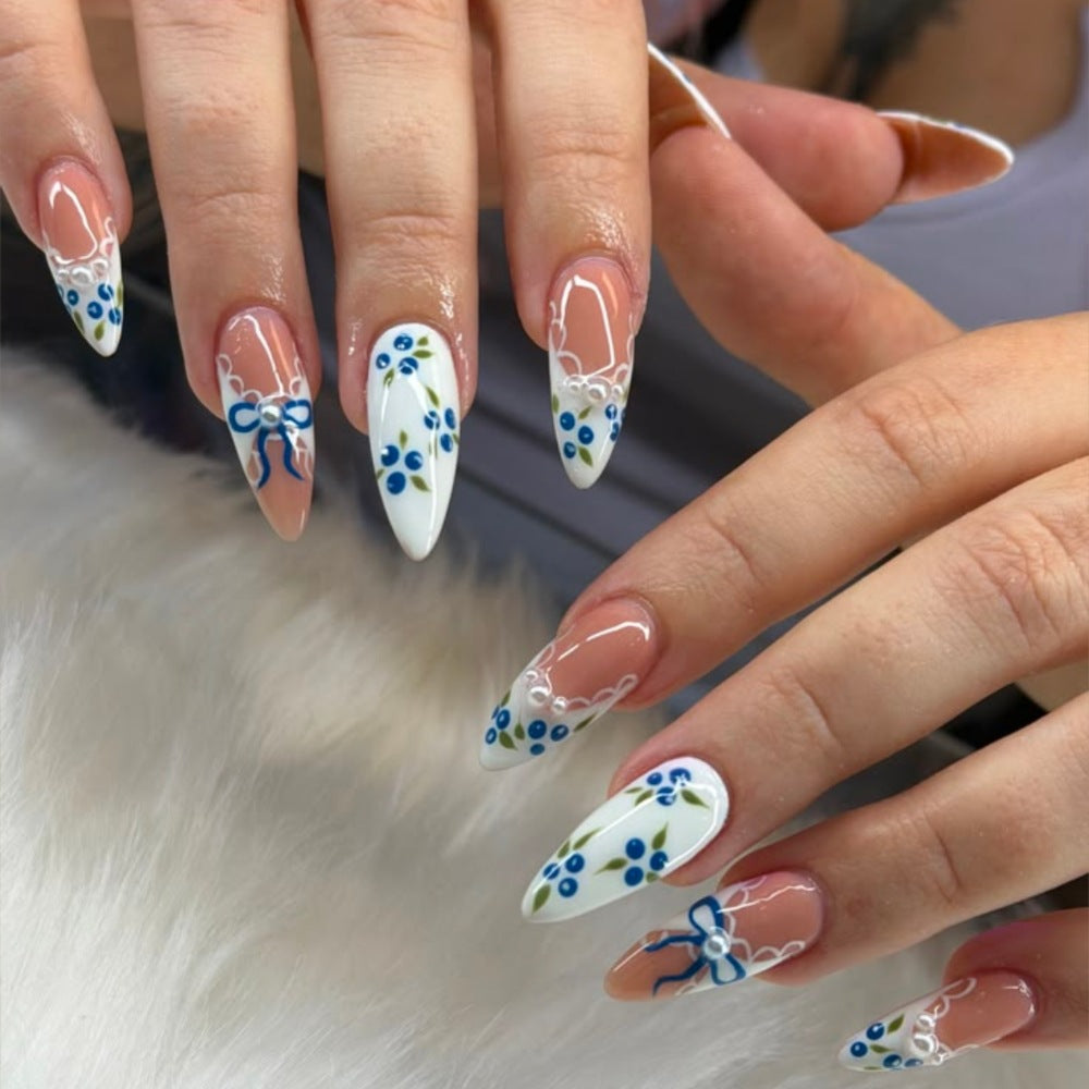 Artificial nails with romantic flower and bow decor Kalsten
