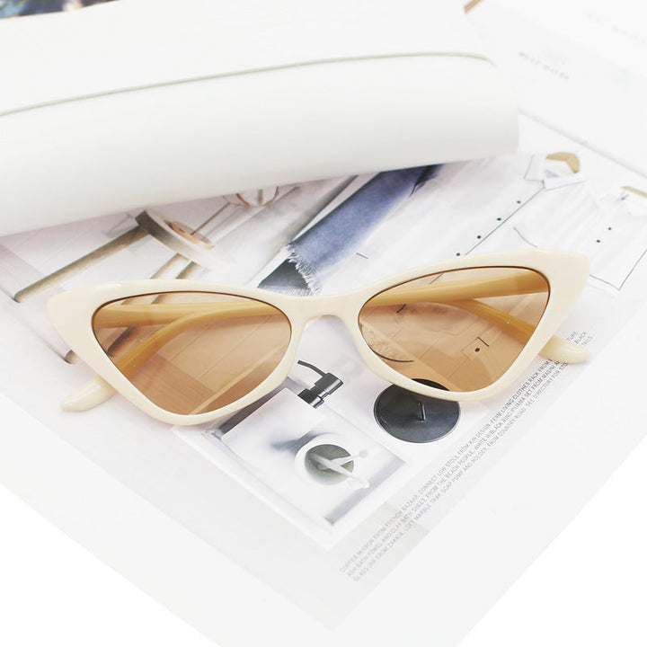 Women's Cat-Eye Sunglasses with Carefully Designed Frame Kalsten