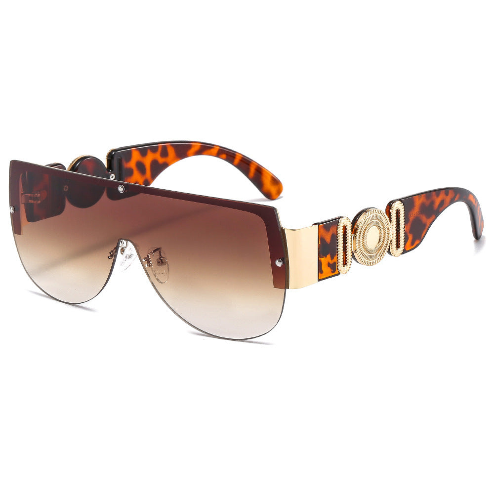 Women oversized sunglasses with luxurious gold accent Kalsten