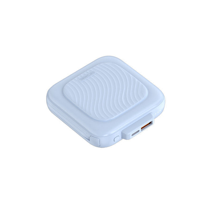 Compact charger with fast charging function and ergonomic design Kalsten