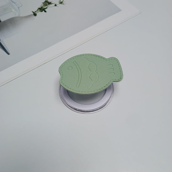 Fish-Shaped Leather Phone Holder Kalsten