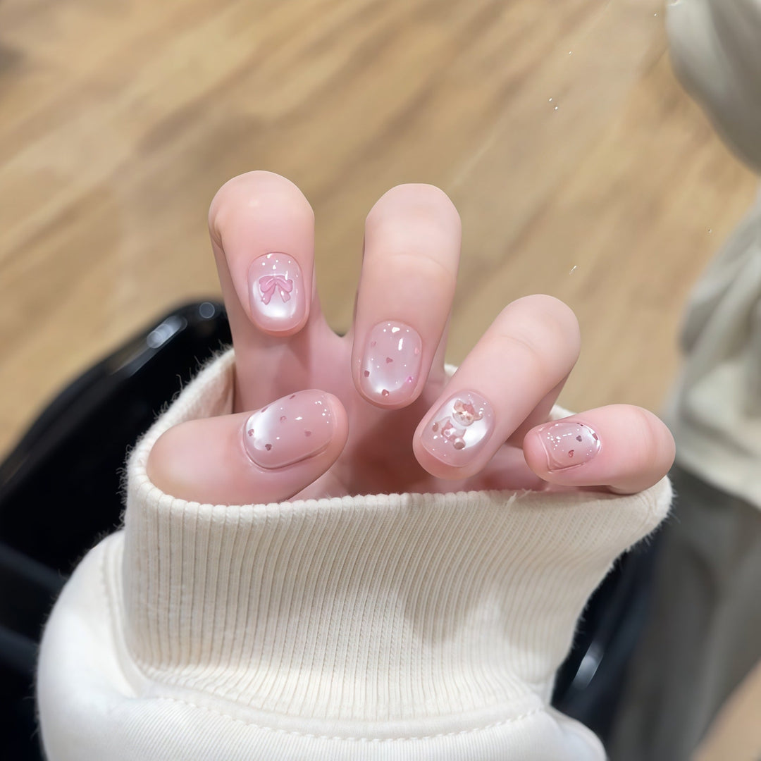 Artificial Nail Art Tips with Romantic Designs Kalsten
