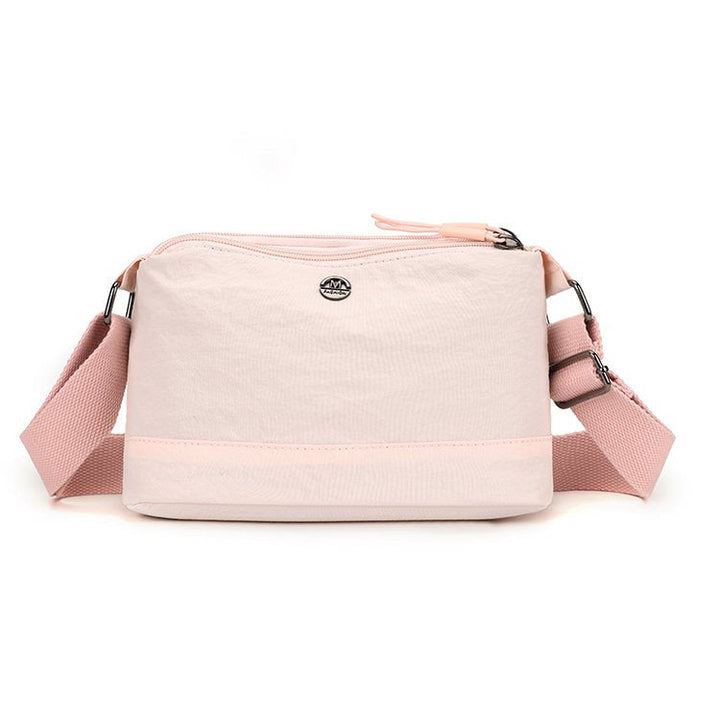 Shoulder bag with adjustable carrying strap and intelligent compartment system Kalsten