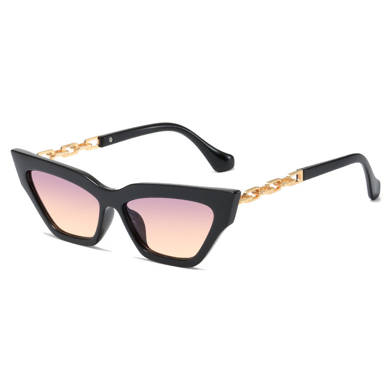 Women edgy cat-eye sunglasses with golden details Kalsten