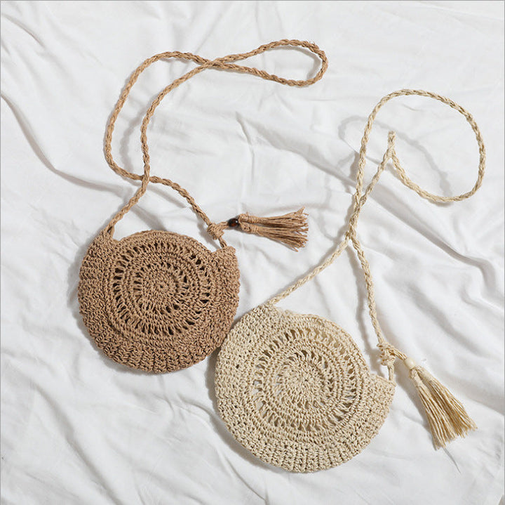 Hand-knotted round shoulder bag made of natural materials Kalsten