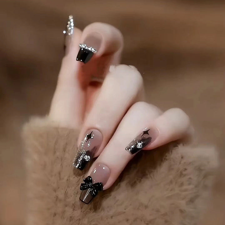 Elegant Deluxe Artificial Nails Kalsten