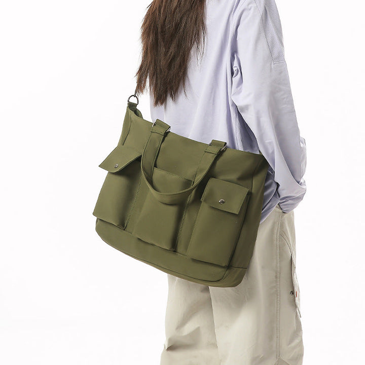 Practical everyday bag with multifunctional compartments Kalsten