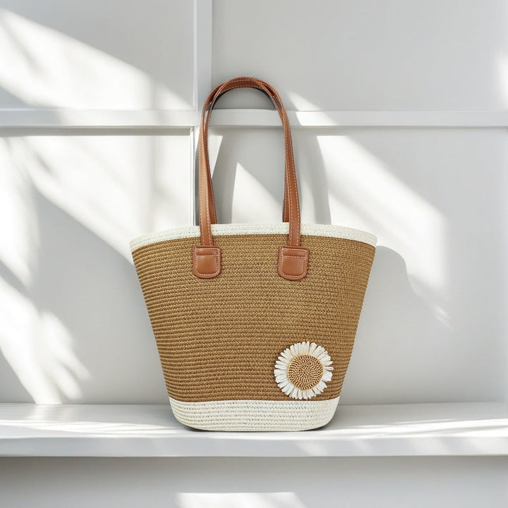 Beach bag with floral accents Kalsten