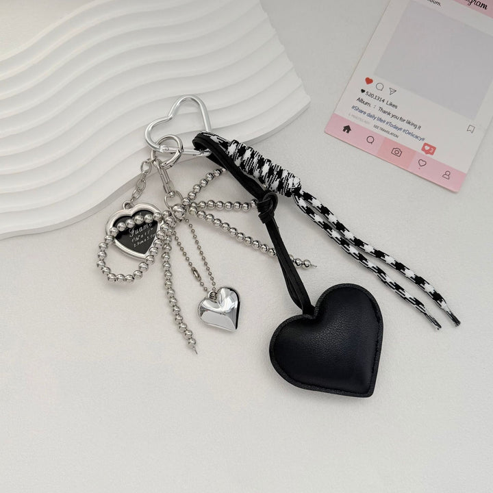 Heart-Themed Multi-Accessory Keychain Kalsten