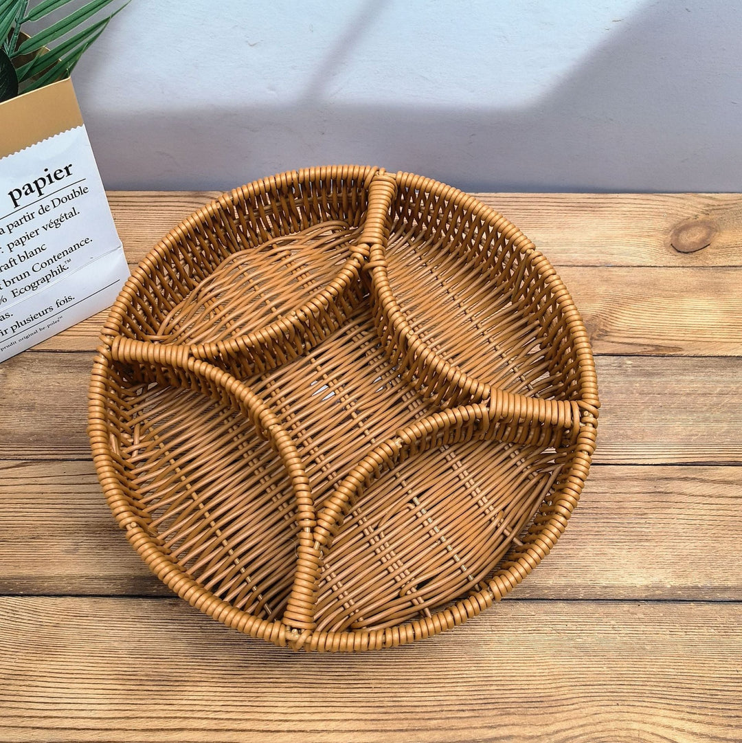 Ladies beef braided serving basket with three compartments Kalsten