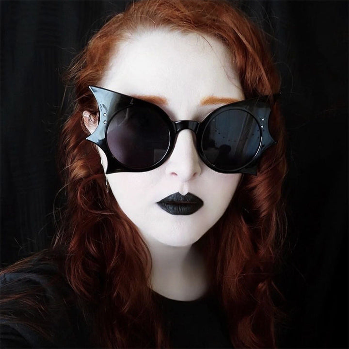 Women extravagant Cat-Eye sunglasses with striking frame Kalsten