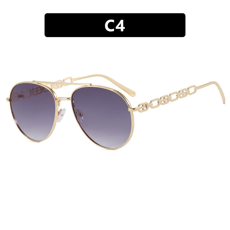 Women's striking sunglasses with luxurious chain detail and polarized lenses Kalsten