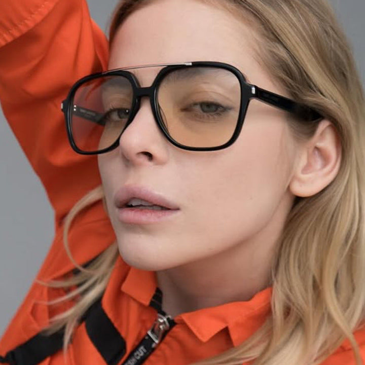 Women's square sunglasses with protective UV filter and elegant frame Kalsten