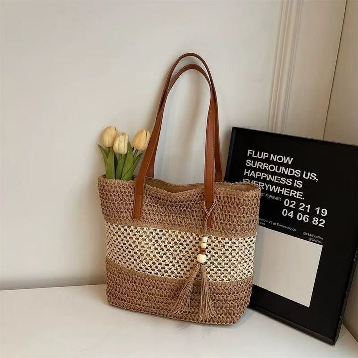 Elegant and Versatile Beach Bag Kalsten
