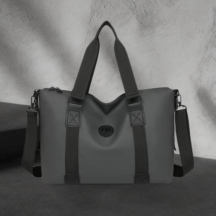 Tote bag with versatile design and spacious storage Kalsten