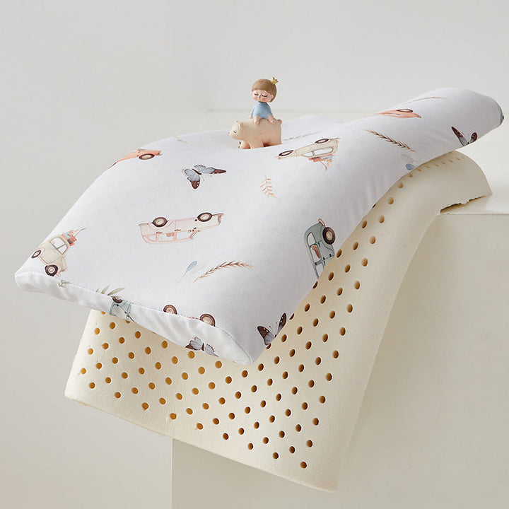 Children's sleeping pillow with hypoallergenic cover and cute vehicle motif Kalsten