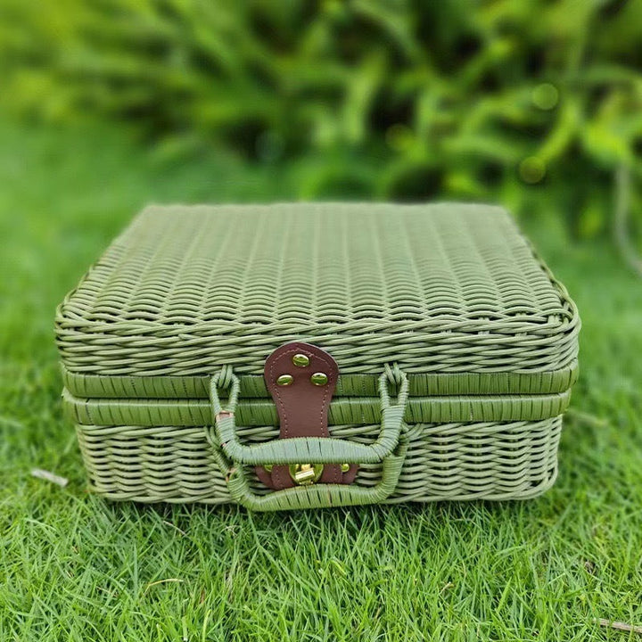 Ladies Stylish Rat Box with Practical Handles Kalsten